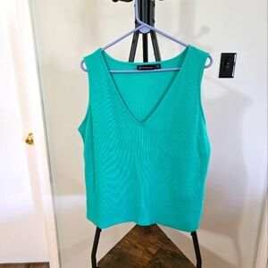 New York & Company Green Sleeveless Top